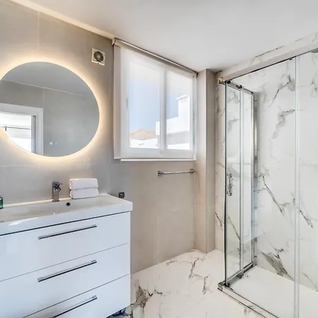Vacation I Terrazas De Banus, Romantic, Jacuzzi, Pet-friendly, Cosy Duplex Penthouse, 2min Walk To Marina Διαμέρισμα