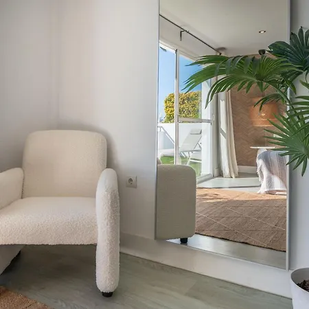 Vacation I Terrazas De Banus, Romantic, Jacuzzi, Pet-friendly, Cosy Duplex Penthouse, 2min Walk To Marina Διαμέρισμα *