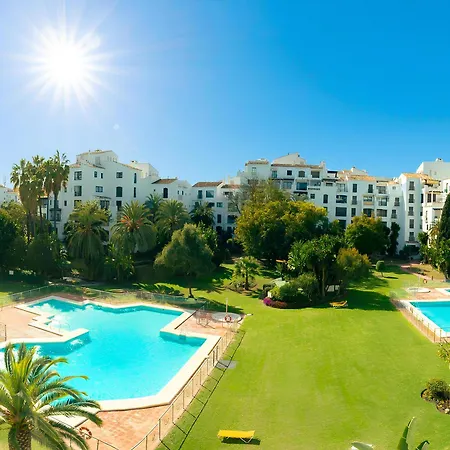 Vacation I Terrazas De Banus, Romantic, Jacuzzi, Pet-friendly, Cosy Duplex Penthouse, 2min Walk To Marina * Μαρμπέλλα